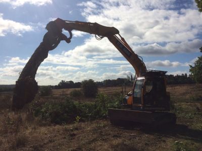 Grab excavator